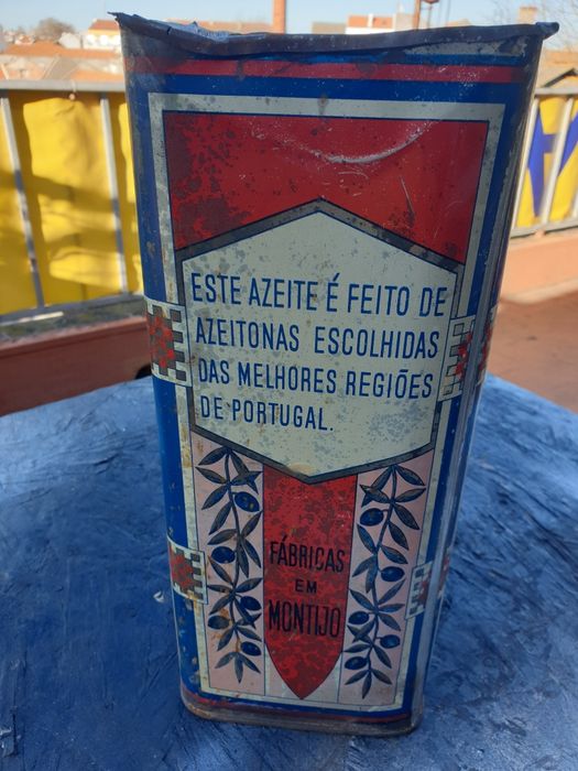 Lata muita antiga de azeite Izidoro