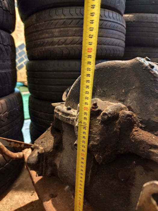 Лебідка на ГАЗ- 66  або ЗИЛ можливо   стояла на камазі позаду прак