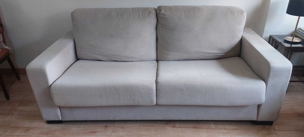 Sofá cama 2 lugares, bege, como novo