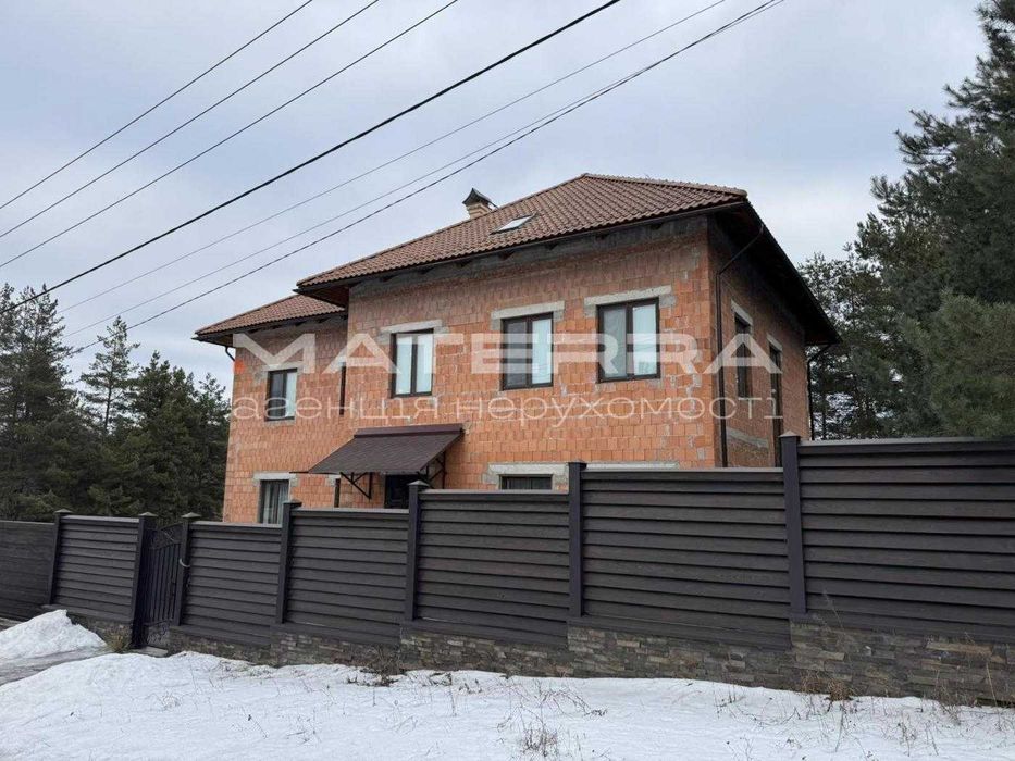 Віта-Поштова Продаж будинку 400м2 з частковим ремонтом, поруч з лісом