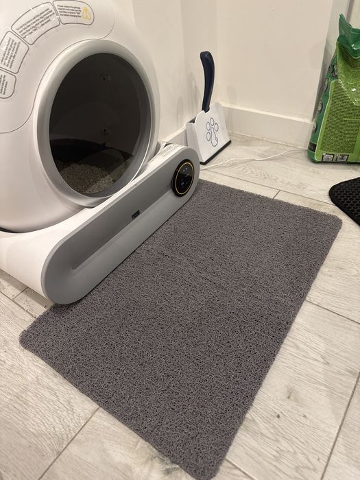 Wycieraczka pod kuwete dla kota