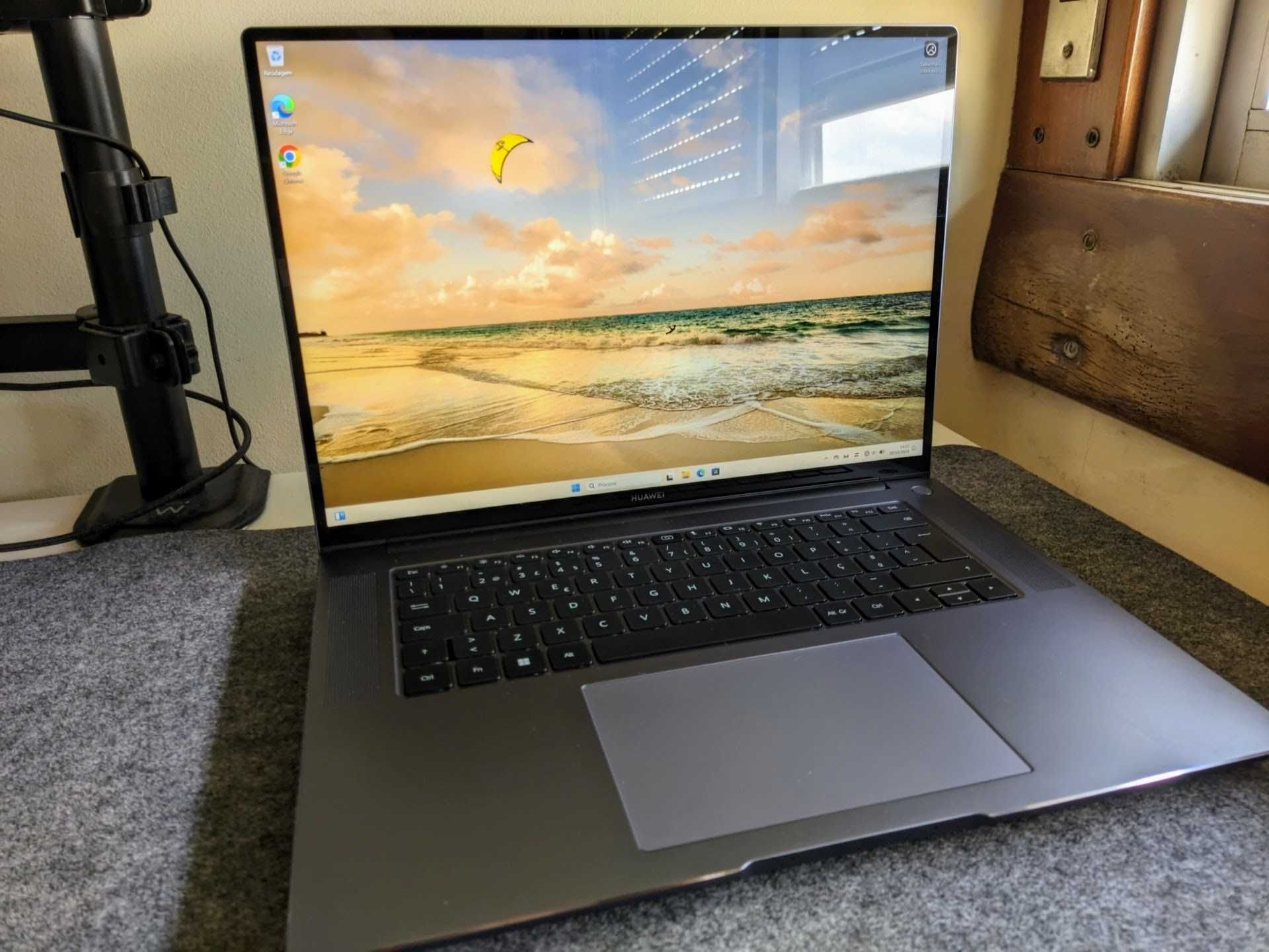 Portátil Huawei Matebook 16 | 16Gb RAM | Ryzen 7 5800H Carnide • OLX.pt