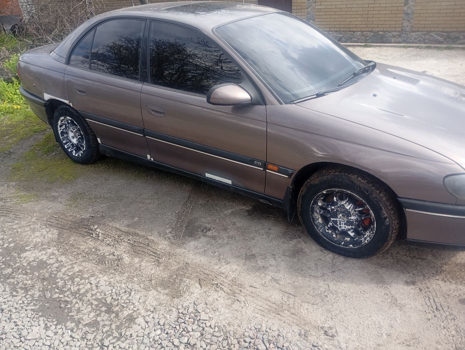 Продам opel omega 2.0 16v газ бензин