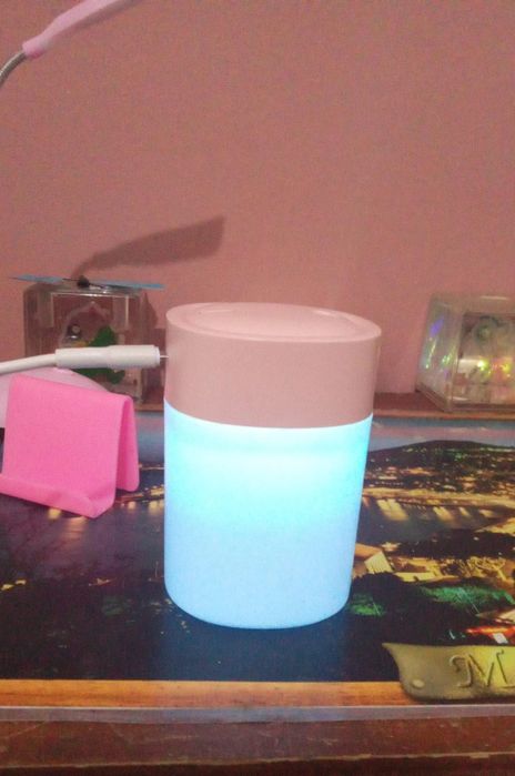 Humidificador que muda de cor