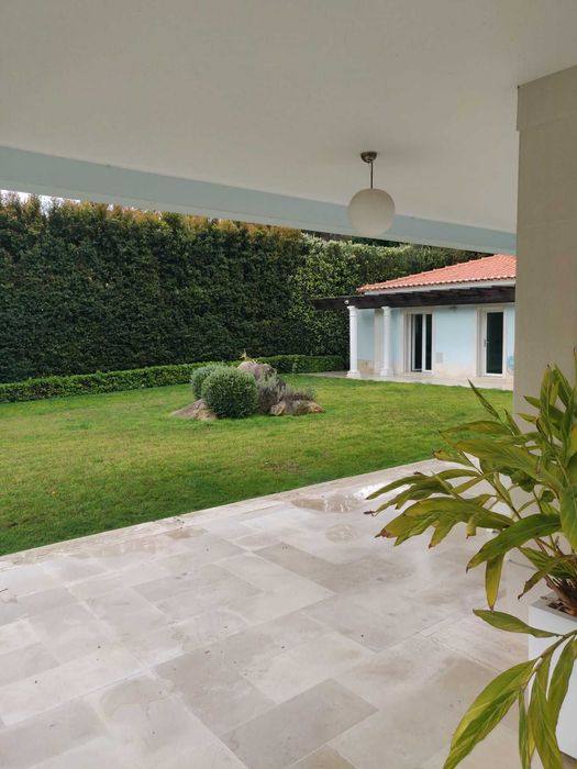 Moradia de luxo V6 na Quinta da Penha Longa