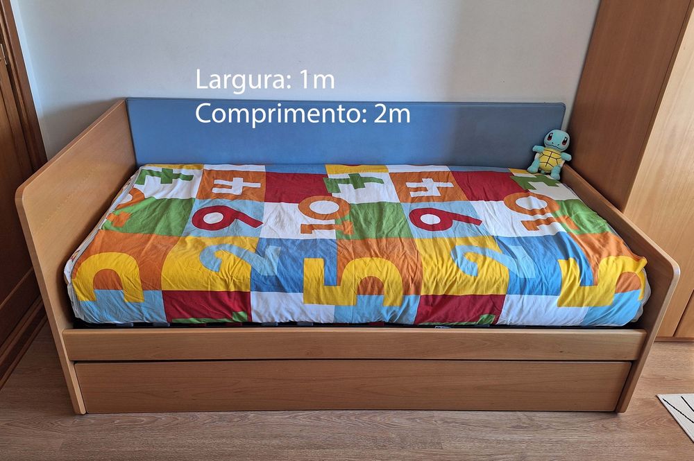 Quarto/Móveis em Faia