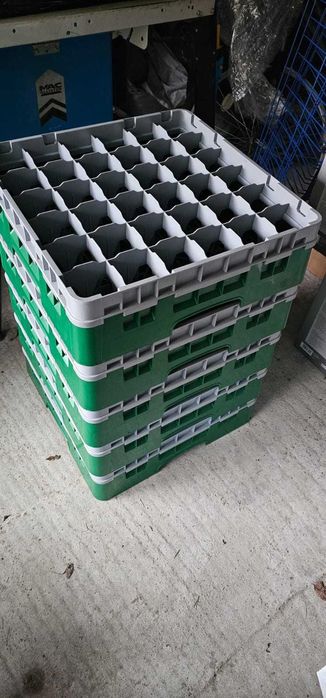 Kosze gastronomiczne na szkło 50×50 – 36 przegród (6×6) | bar / HoReCa