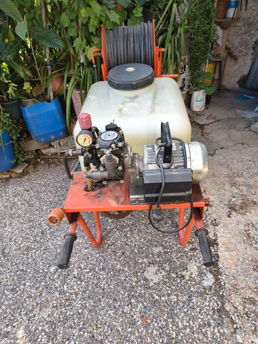 Máquina de Sulfato, eléctrica, 100lts 50mts