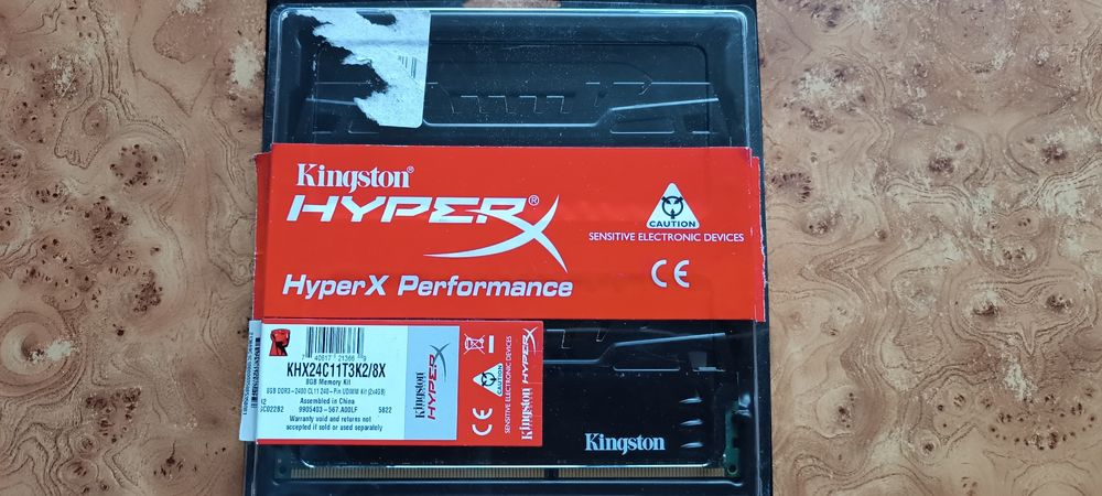 Продаю оперативну пам'ять Kingston 16gb, роутер ZyXEL