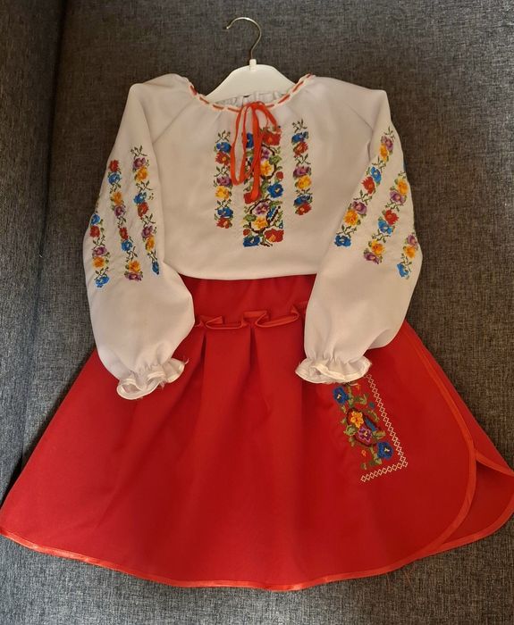 Вишиванка для дівчинки 6-7 років