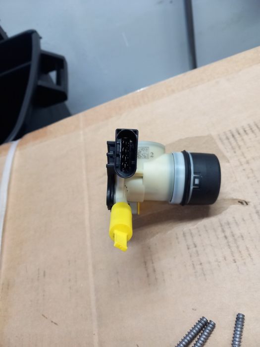 Bomba de ativação do sistema de adblue Mercedes Benz C220 CDI W205