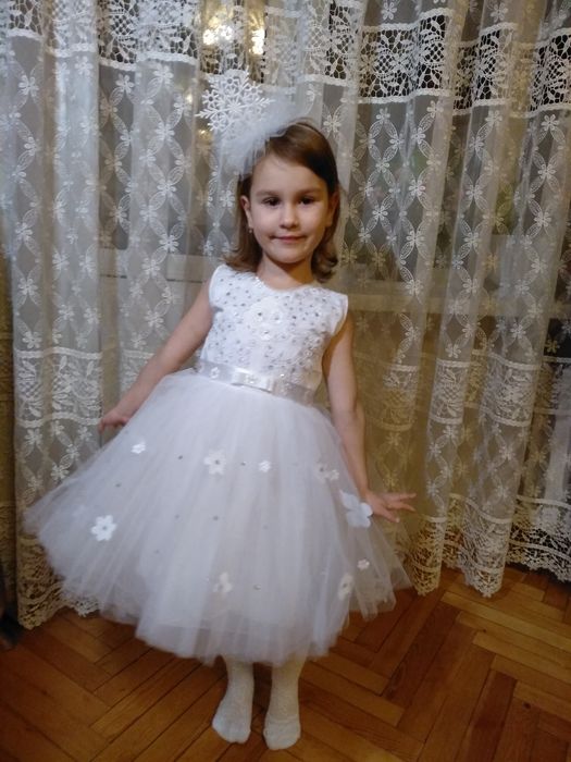 Прокат дитячих костюмів на 3-5 роки 300грн