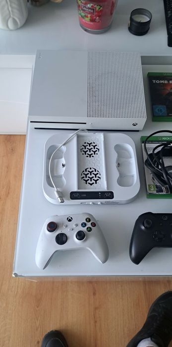 Konsola Xbox One