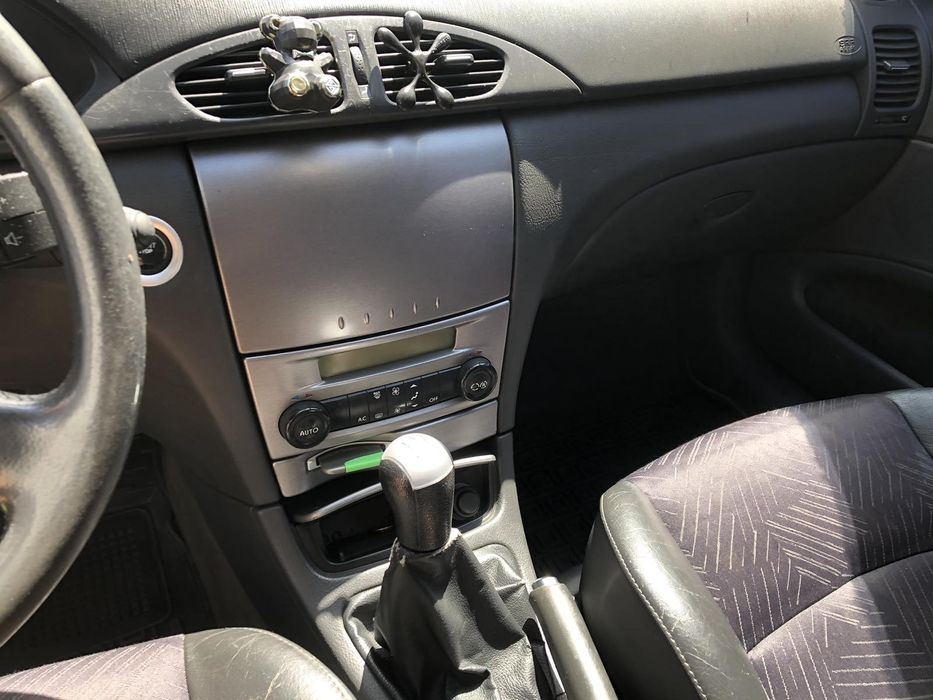 Renault LagunaПродаж