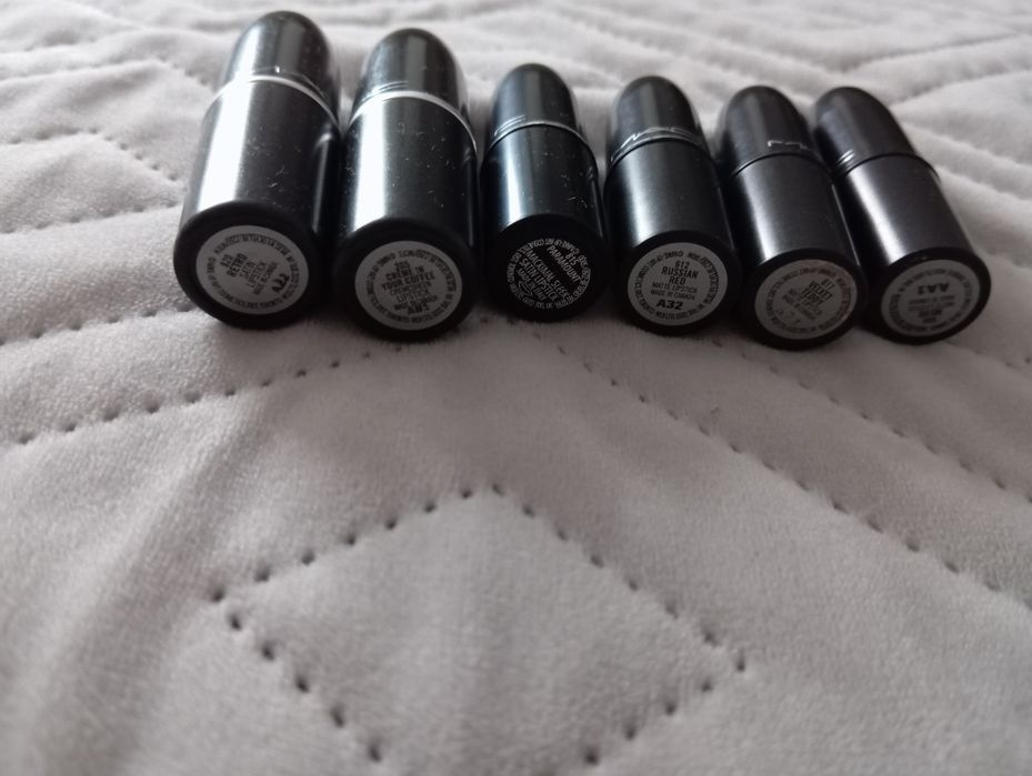 MAC szminki matowe błyszczące różne kolory