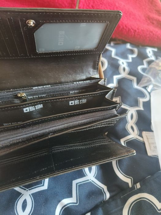 Piękny  duży portfel lakierowany Big Star