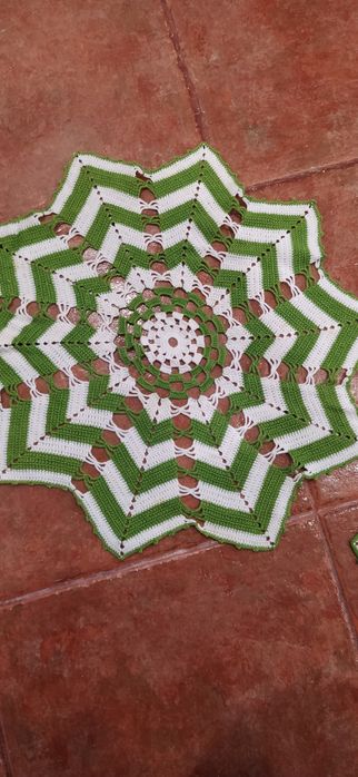 5 rendas feitas a mão