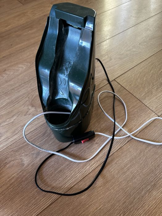 Фонтан питний в тераріум. Водоспад