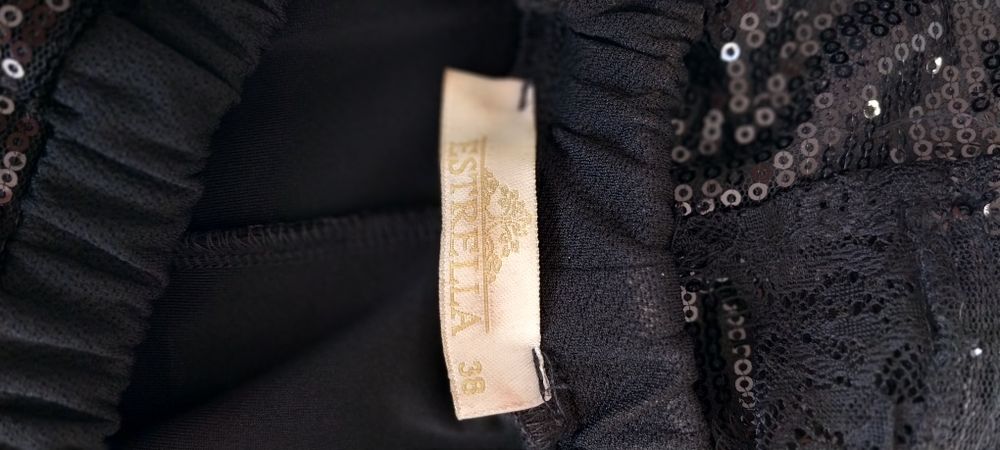 Вечірня сукня коротка