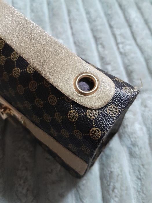 Жіноча   сумочка