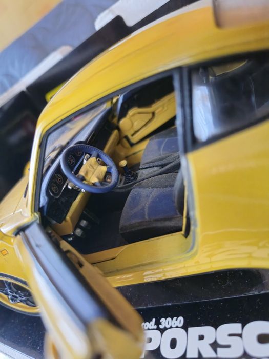 Model Porsche 911 (993), 1/18, Bburago