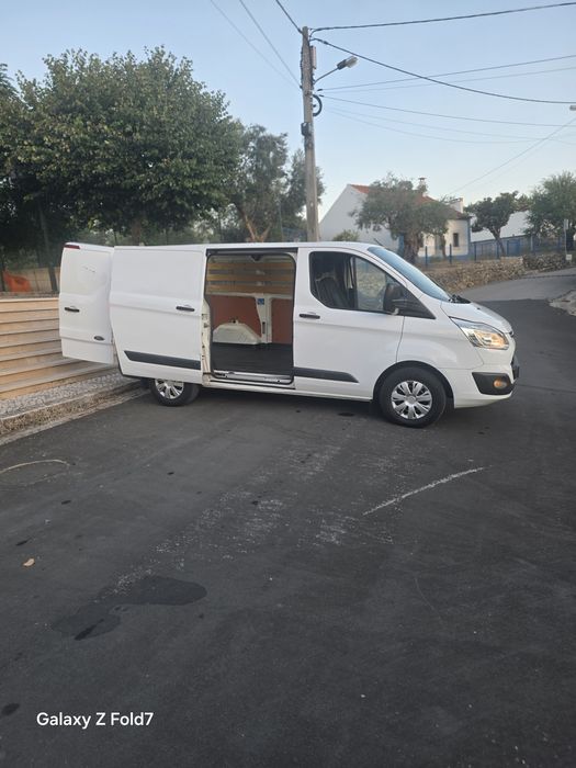 Ford transit 2.2TDCi custon ano2015 Inspeção 8/2027 pneus novos Bataria nova ar condicionado Aceito retomas