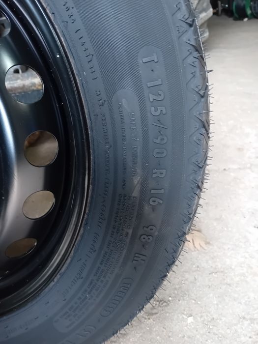 Roda suplente Mercedes-Benz