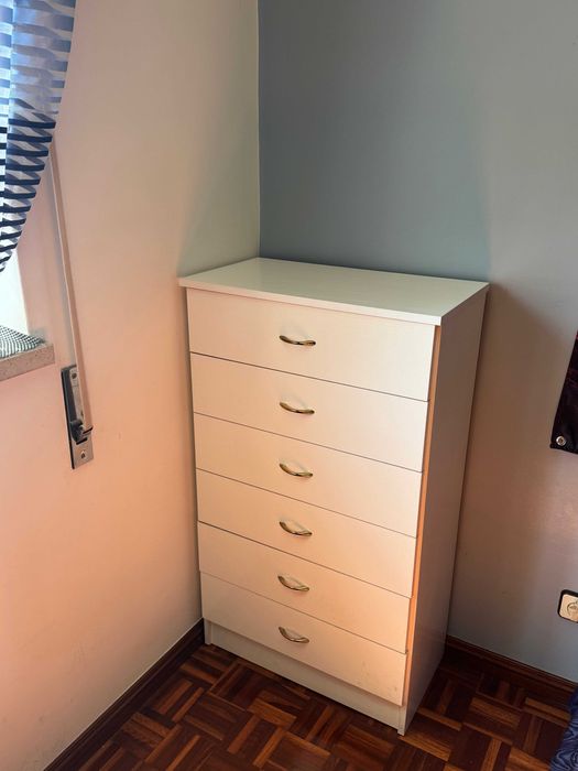 Quarto Completo Branco - 2 Secretárias + Cómoda 6 Gavetas | Entrego