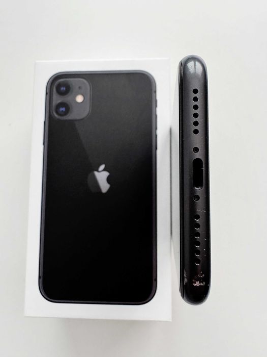 Smartfon Apple iPhone 11 4 GB / 128 GB 4G (LTE) czarny