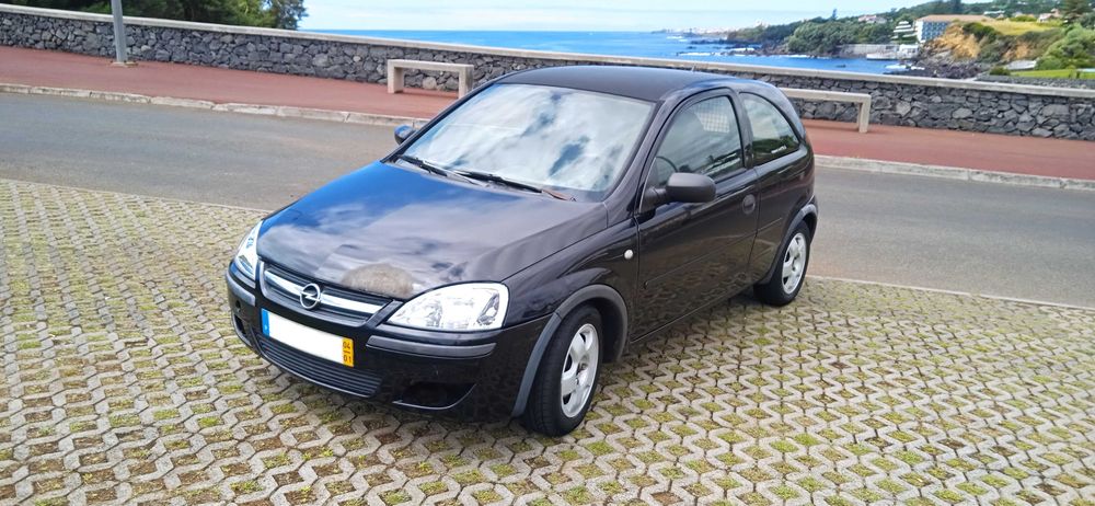 OPEL CORSA comercial 1.3 de 2004, ilha Terceira, Açores