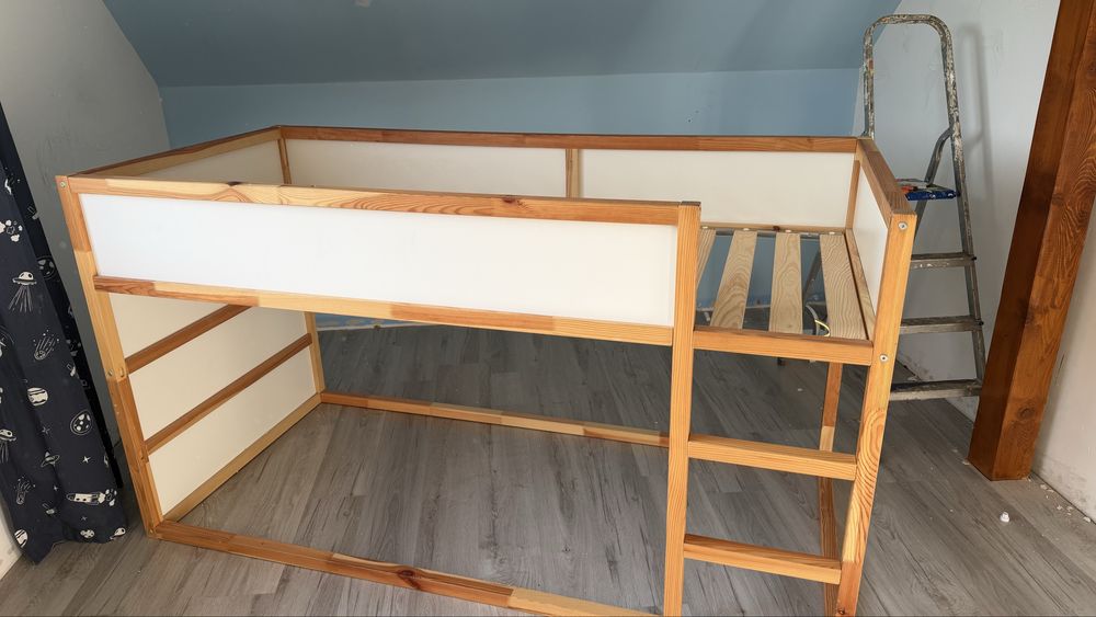Łóżko ikea kura+baldachim+materac