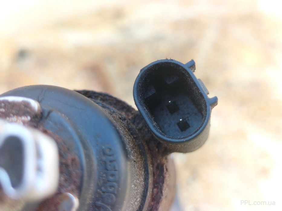 Volvo XC70 2007-2016 топливный насос автономки Webasto 6G91-3D350-VBD