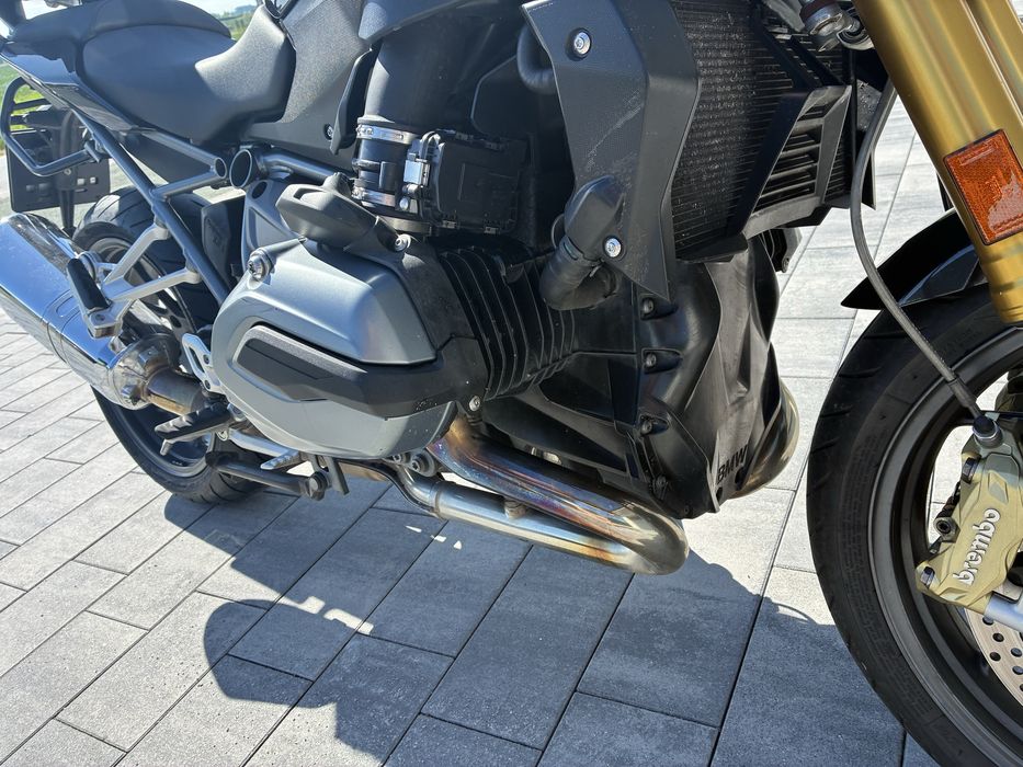 BMW R1200R boxer naked turystyk