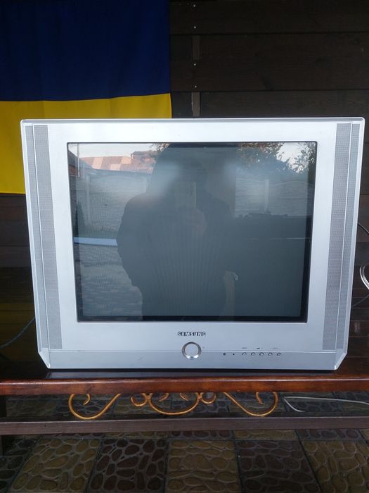 Бу телевизор  Samsung