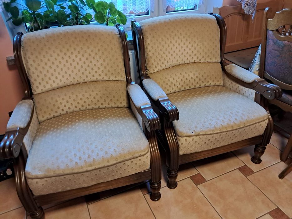 Sofa 3 osobowa i 2 fotele