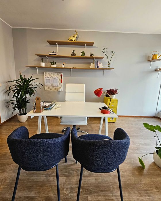 Arrenda-se escritório / Gabinete de consultas