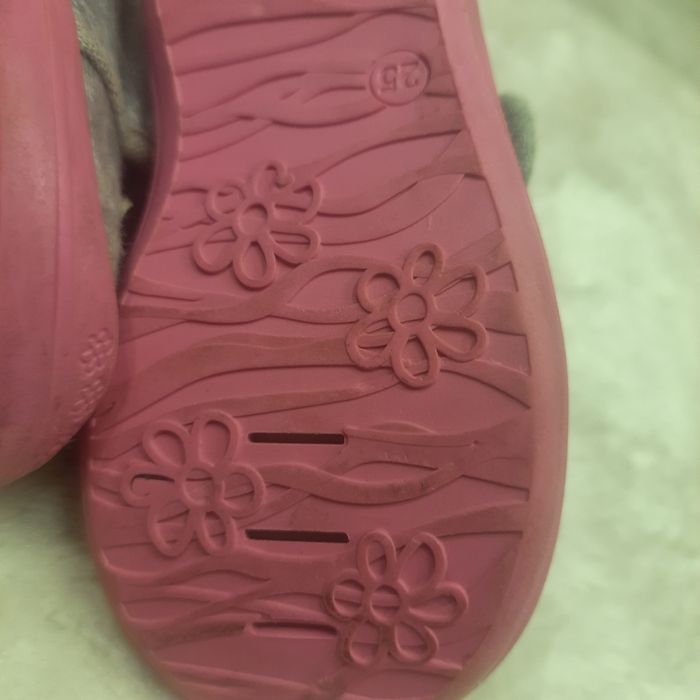 Kapcie oddychające Fischer 25