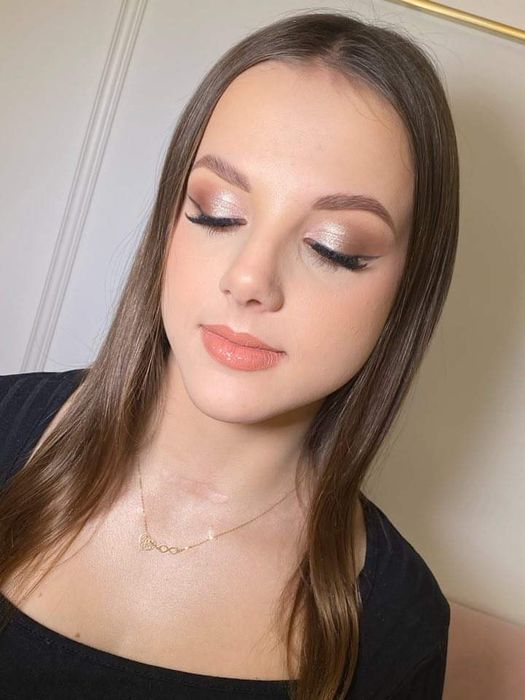 Makijaż wieczorowy, okolicznościowy, ślubny