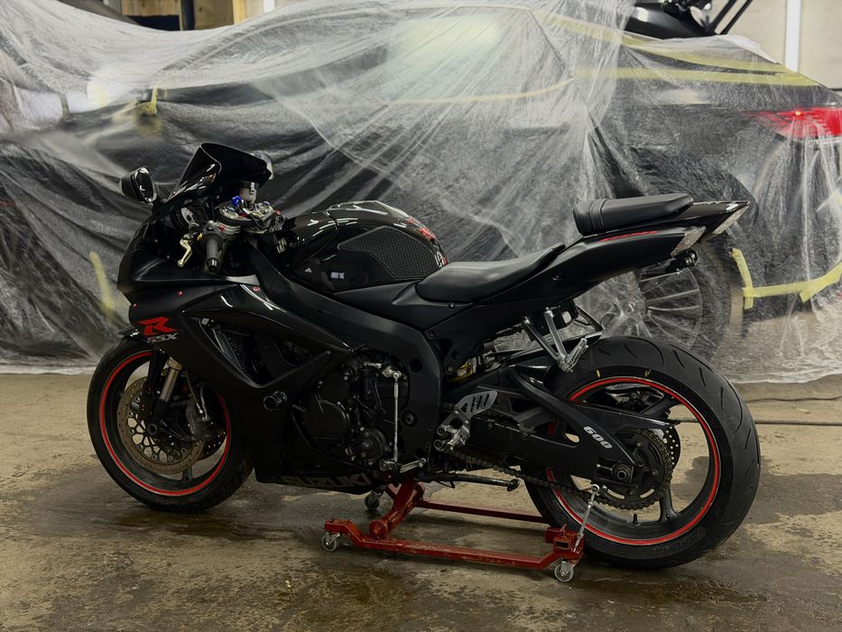 Suzuki GSX-R 600 k7 2007рік. В Гарному Стані! Готовий до сезону!!!