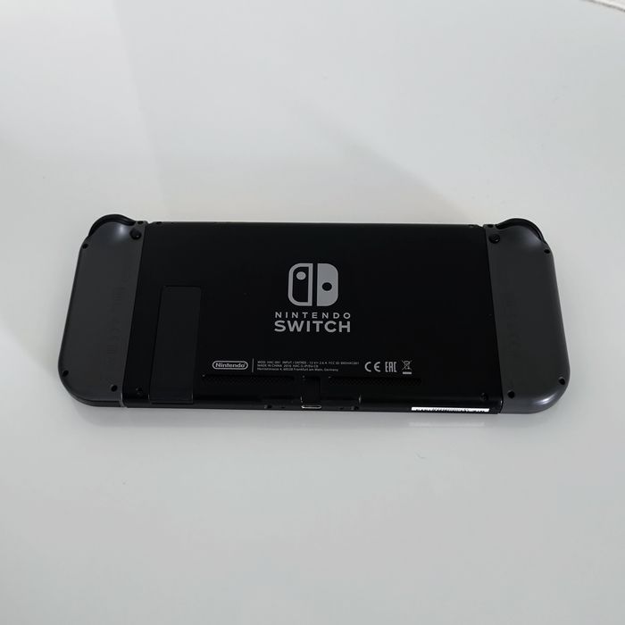Nintendo Switch Desbloqueada 256GB + Extras