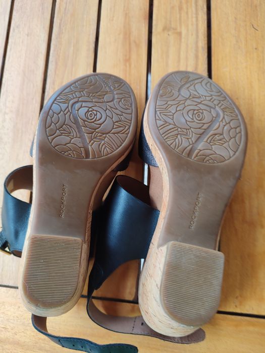 Vendo sandálias de senhora da rockport
