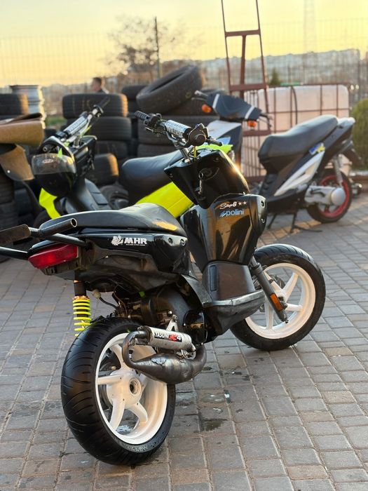 Yamaha Slider stunt
