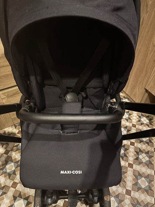 Kompaktowy wózek Maxi Cosi Leona 2
