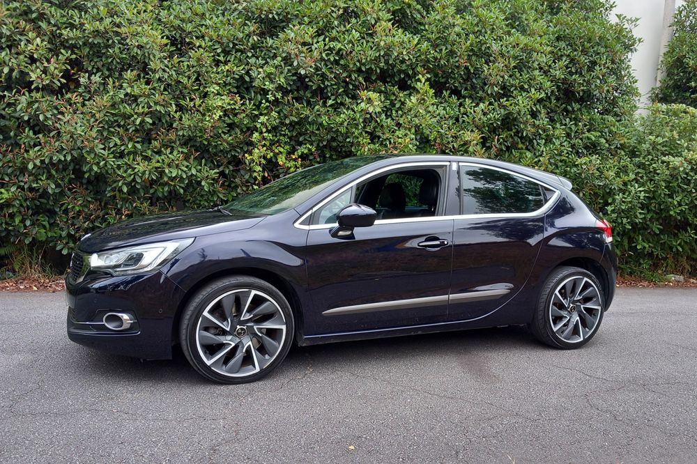 Ds4 1.6  htp 211cv. 2015