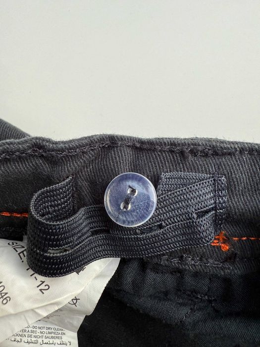 Calções azuis escuro da marca Tiffosi, tamanho 11-12 anos