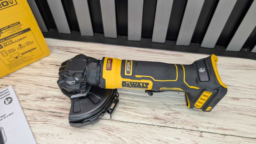 Болгарка КШМ Бесщіточна DeWalt DCG402