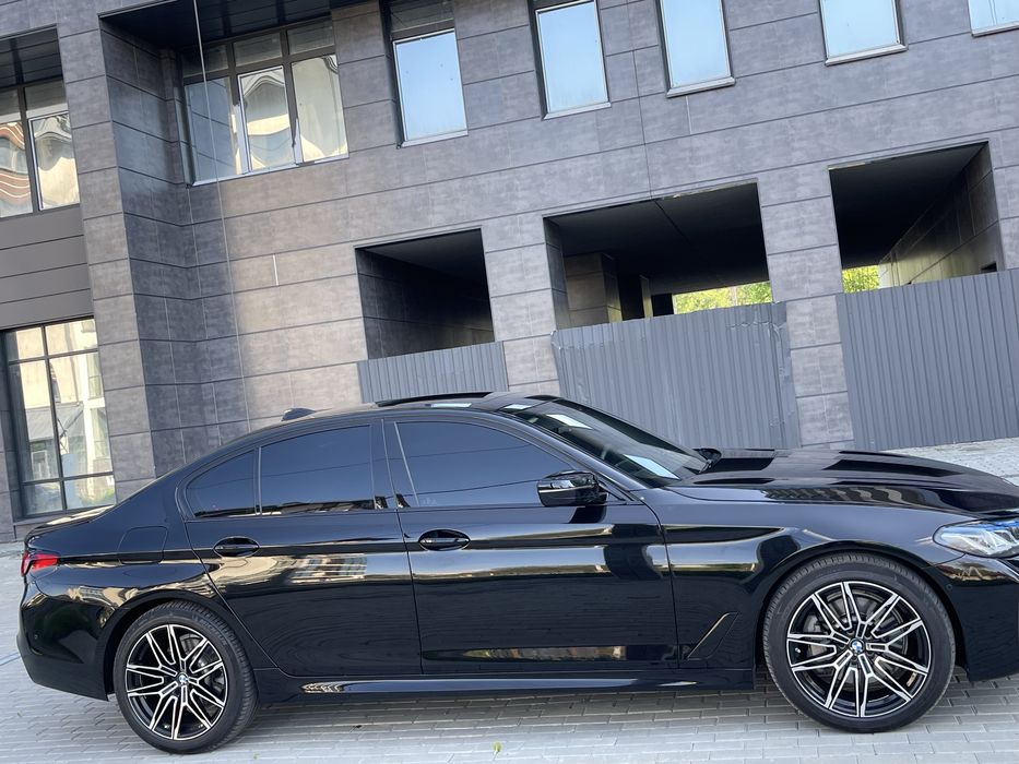 Продам автомобиль BMW 530X-Drive Повний привід