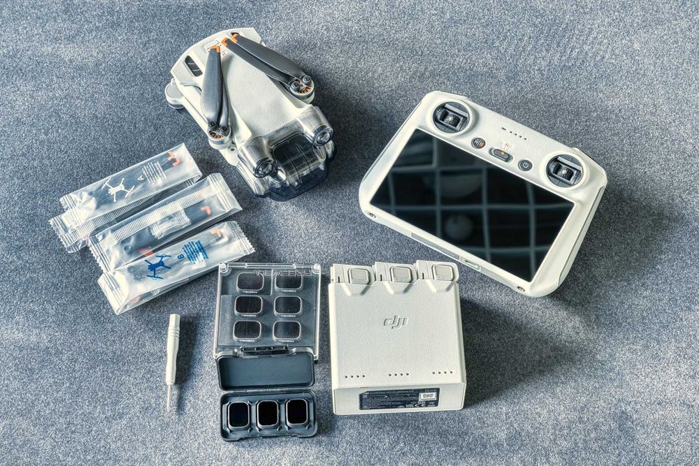 Dron DJI Mini 3 Pro + Fly More Combo + dedykowane etui + filtry ND