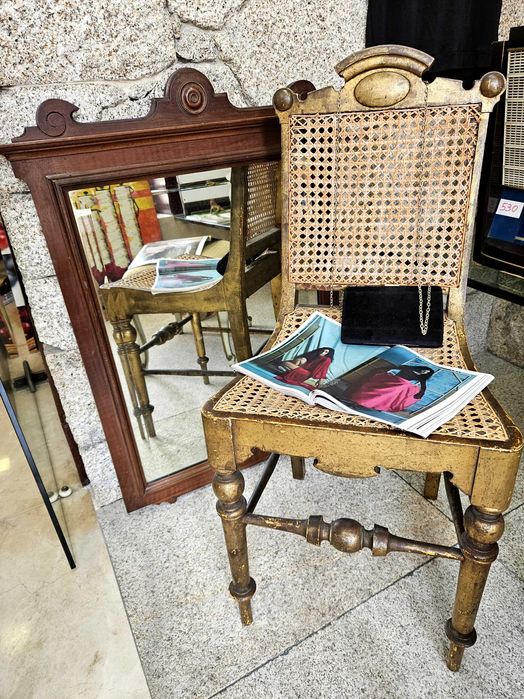 Cadeira vintage  em bom estado