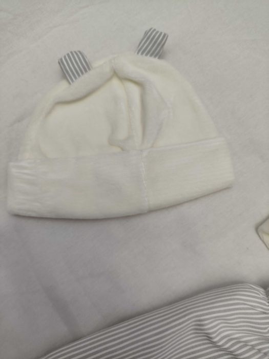 Conjunto bebé bege ANITA 6 meses - Novo